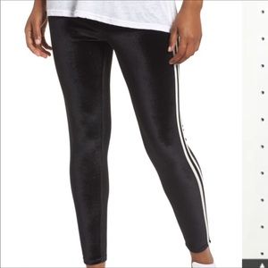 🌹😍 Double stripes black velvet Leggings small